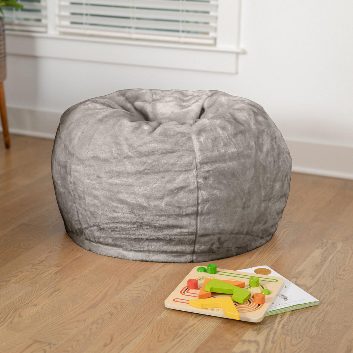 BizChair Small Lavender Dot Refillable Bean Bag Chair for Kids and Teens
